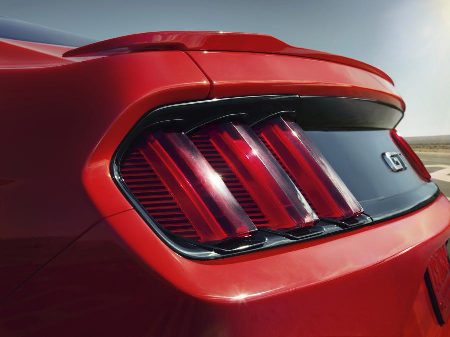  Ford Mustang GT 2015 года  (фото 83 из 93)